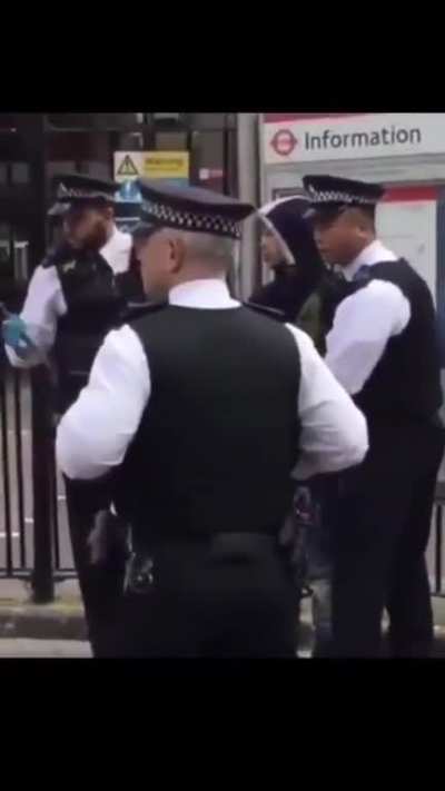 People are angry that British police search a suspect, only for the police to pull out a huge ass knife