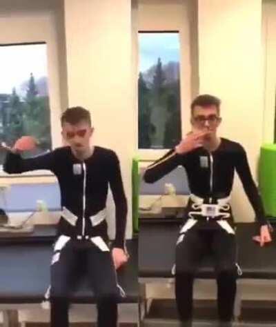 Swedish engineers invented a suit that can help Parkinson's disease and stroke patients eliminate tremor through electrical stimulation.