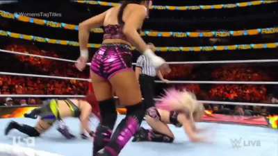 Poor Little Alexa... At least you have gold around your waist again!
