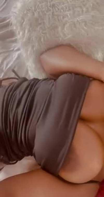 My boobs need your cock 😜🌸