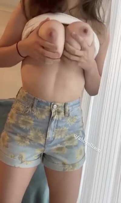 Jeans size = 4. boobs size = 🤯 (OC)