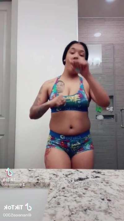 1 or 2 ⁉️ The Battle of Ghetto Booty Goddesses 