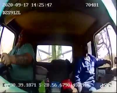 Passenger indeed does not go down with the ship