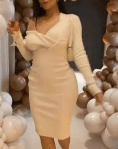 Kylie Jenner showing off her best asset