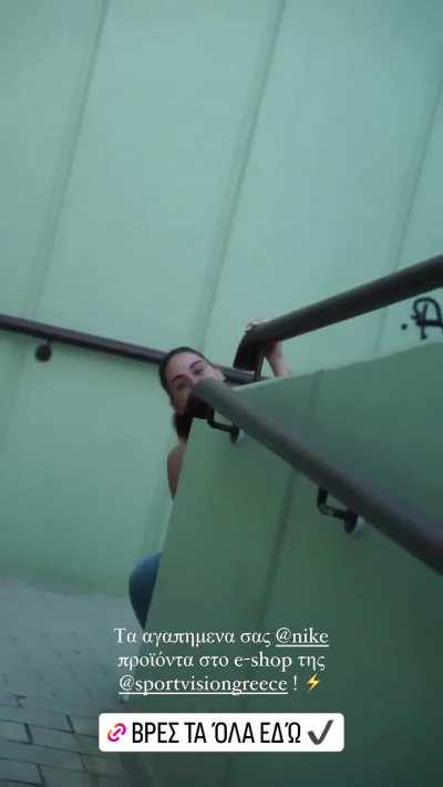 Έλενα Μαριπόζα/Κρεμλίδου 🍑💦