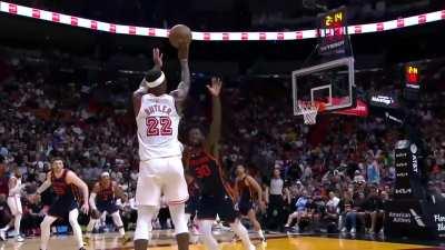 [Highlight] Jimmy is left open at the 3pt line so he pulls up and gives D Wade the stank face