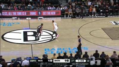 [Highlight] The Miami Heat defense forces Ben Simmons to commit two turnovers in 17 seconds