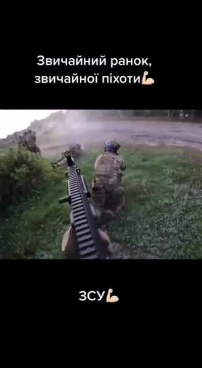 Ukranian assault infantry shooting at incoming russian vehicle date and location unknow