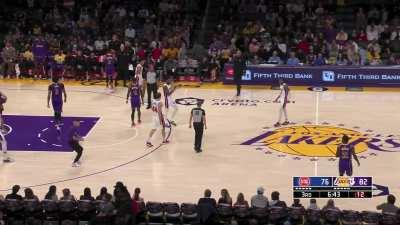 [Highlight] Pat Bev gets a technical for imitating a flop after the foul