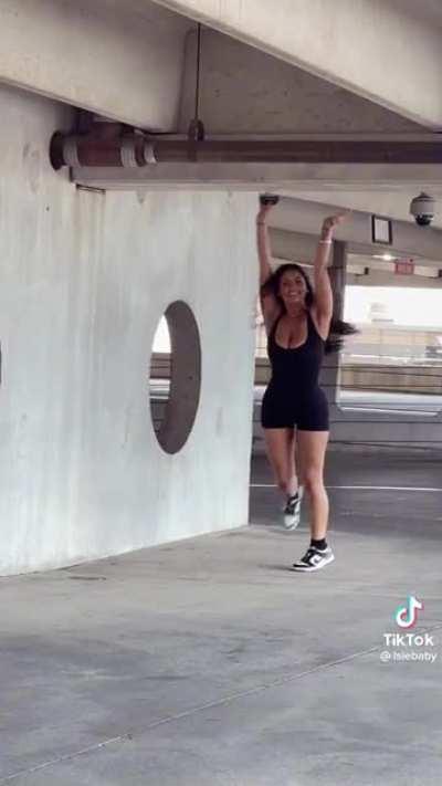 Her body is on my mind