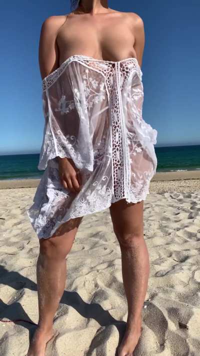 how often do you see titties at the beach