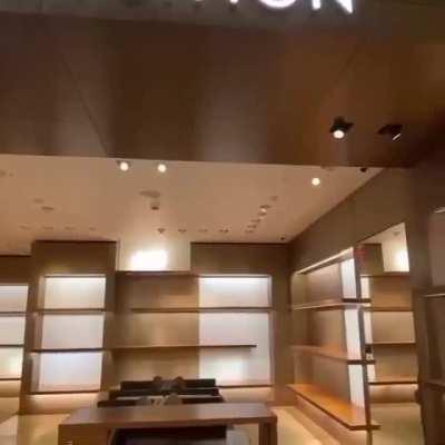 В ЦУМе сегодня печально.