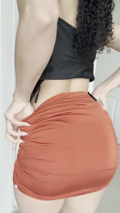 I do this to you while we are in a date, what would you do?