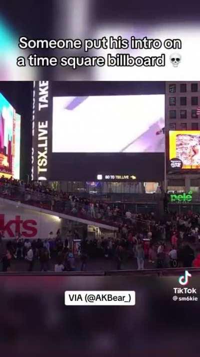 Someone put nick eh 30’s intro on a Times Square billboard 😭😭😭💀💀