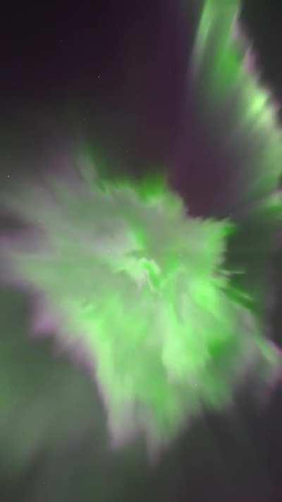 Strong Aurora Borealis seen last night, 23 April 2023, as a powerful geomagnetic storm struck the earth. Aurora were seen as far south as Arizona. 