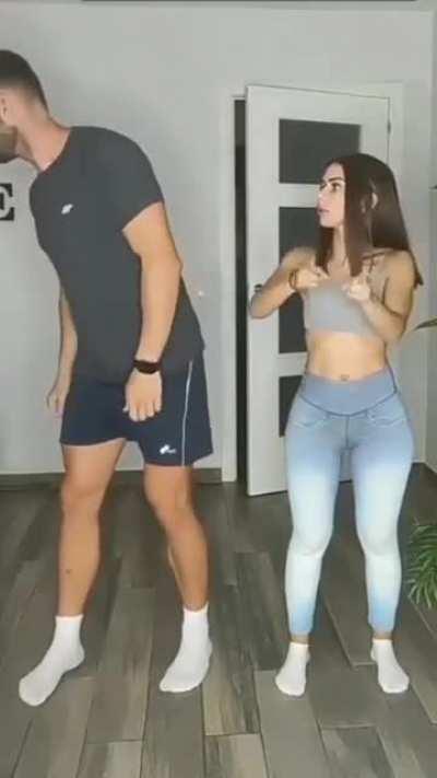 Повторяй за мной