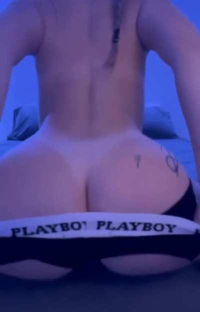 Kind of twerk that you can't resist