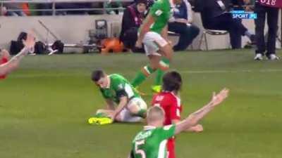 Soccer player got his leg broken during a tackle.