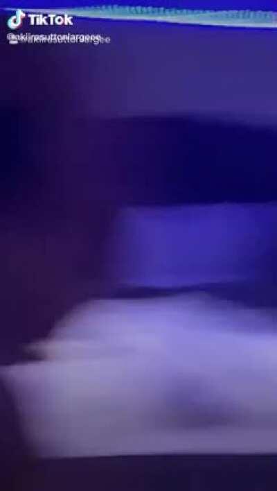 God damn......thats one juicy piece of meat