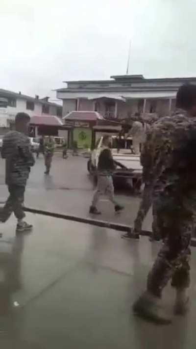 The IRGC attack on the revolutionaries in Mahabad is giving me weird ISIS vibes. You can see children armed with AKs running around.
