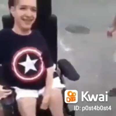 Por que meu tênis tá sujo ?