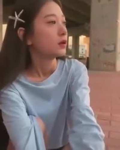 Skinny queen seraphine after not having one mention to redeem her character in arcane