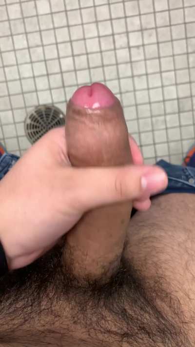 Love getting my skin soaked in precum 💦