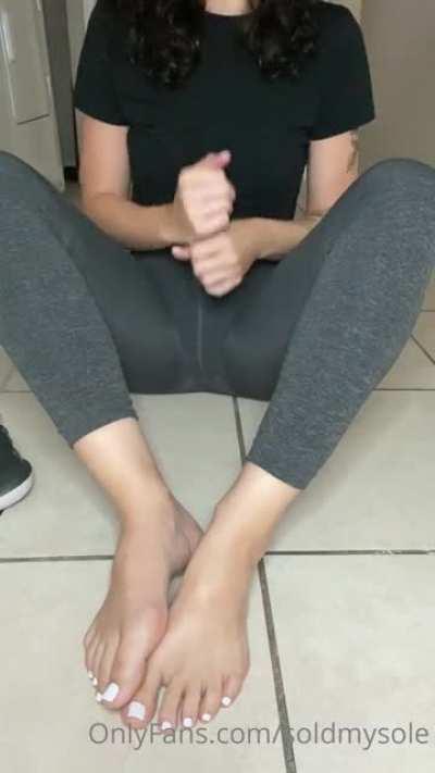 VIP User post, DM for folders