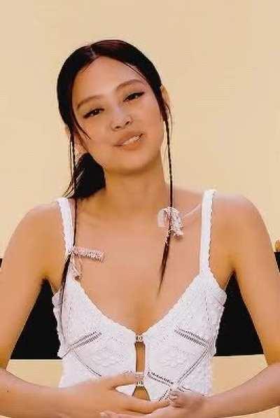 Jennie is so cute and fuckable 😍🤤💦