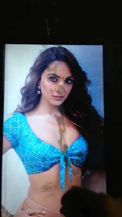 Uff Kiara meri raand 💦