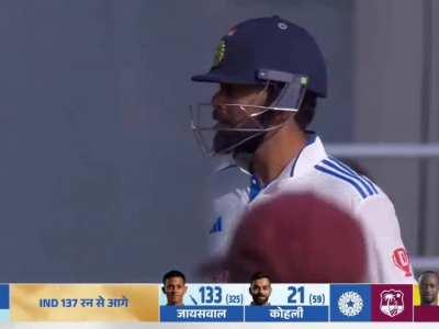 Galat sanggati main pad gya hai yashaswi Ben stokes ......... 😅😅😅😅😅