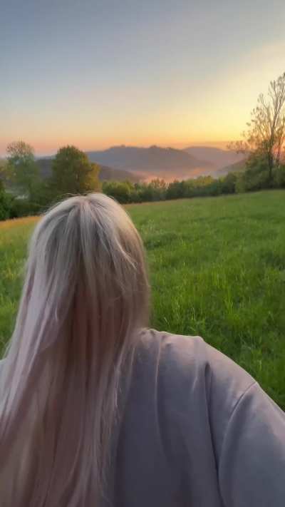 Tohle video na tiktoku má přes 3mil views a celé bez cenzury ho dostaneš zdarma za sub 🥵