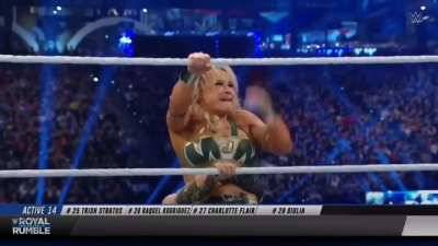 Tonight On WWE Royal Rumble: The Women's Royal Rumble Match Part 4