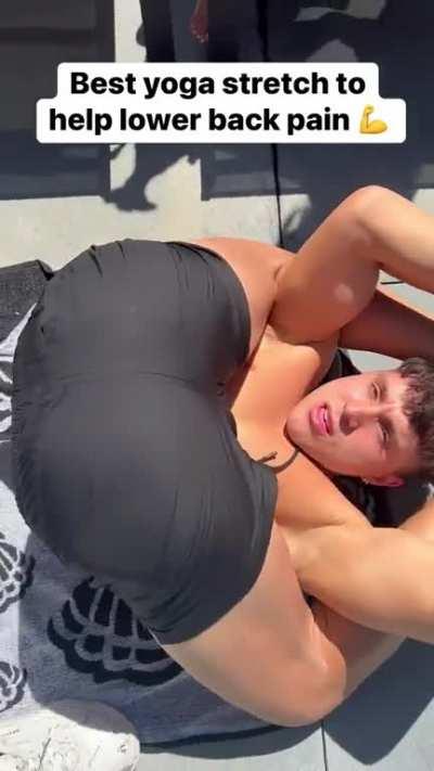 Did he just spit on his own hole??? Aghhh ð¤¤my godð¥ð¥ð¥