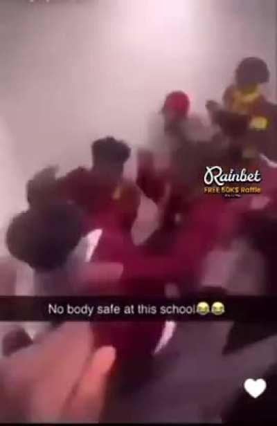 Elite killer mma fighter gets jumped by 7 olympic gold medalists and still wins😳😳😳