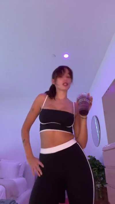 Tik Tok Dancing 3-18-2023