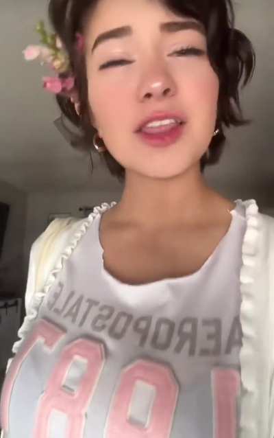 Look. At. Her. 😍😍😍