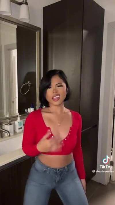 Filipino baddie