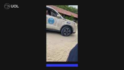 Karen perde a linha após abordagem de controle de turistas em Jericoacoara