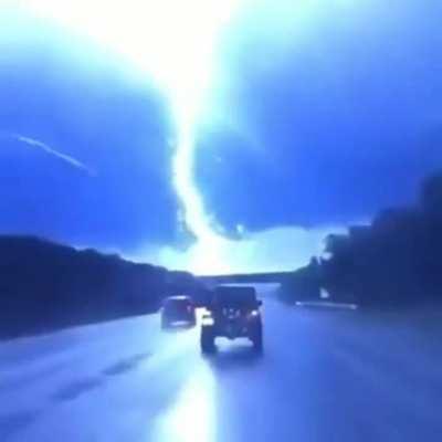 Lightning bolt colliding