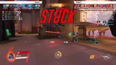 Pulse Bomb karma ft. Zarya bubble