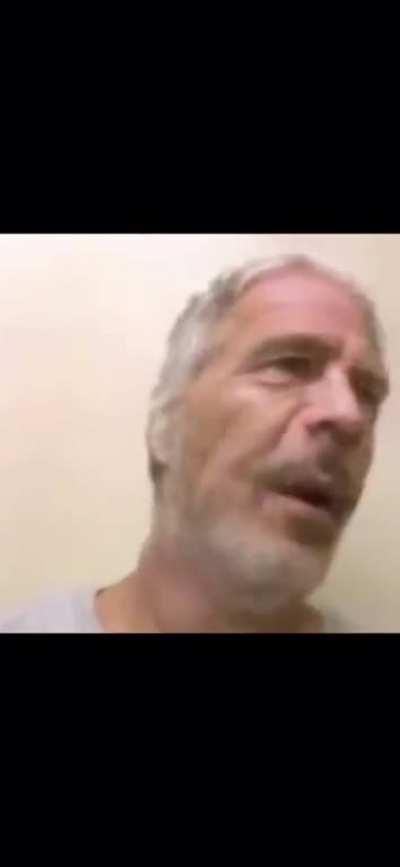 His voice is so beautiful. 😢 He died to early.🙏