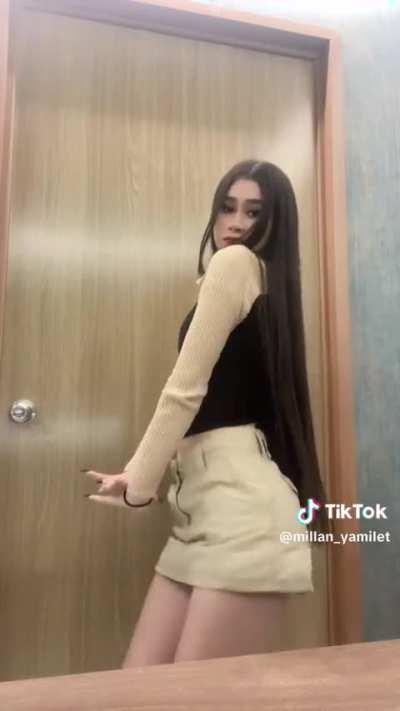 Yamileth Millan, hermanita de Kimberly, tambien merece su morboseada flaquita deliciosa