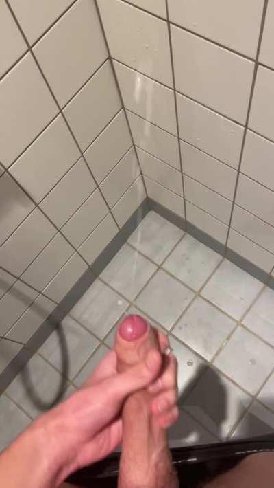 Shooting white bullets💦