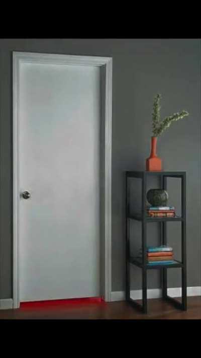 An omen in the streets but a freak in the sheets