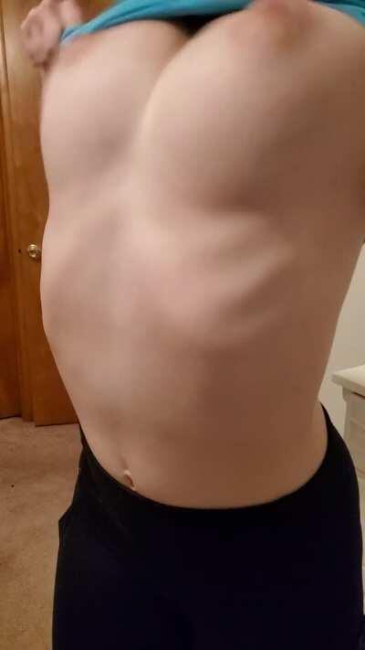 I heard you're into all natural boobs? 😏 🍒 18f