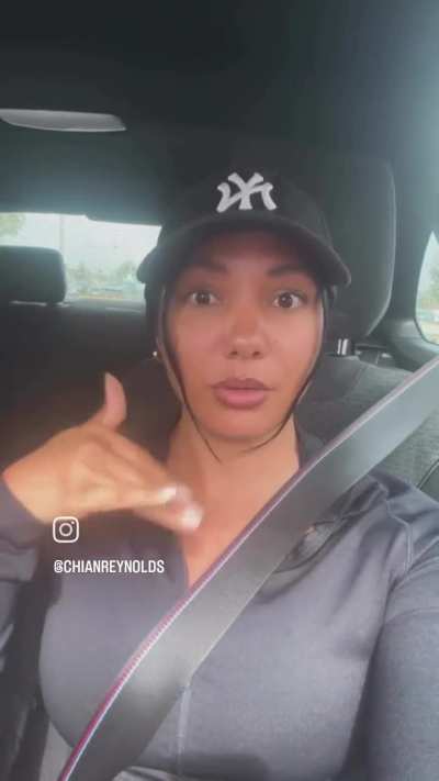 Chian Reynolds seems to be having some trouble with dating in 2025.