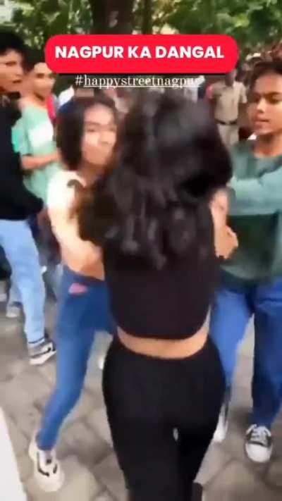 Happy Street me Happiness kaha hai ? 