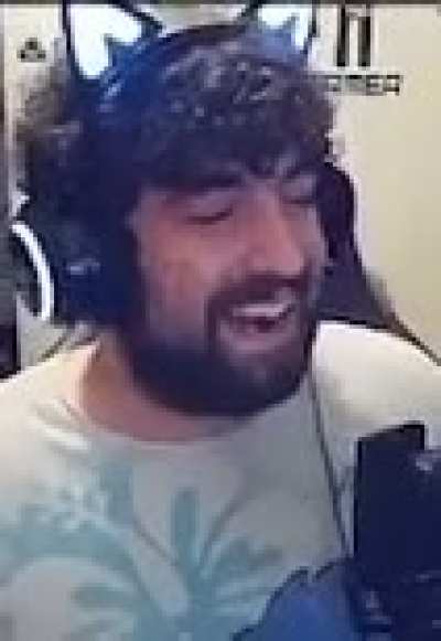 Quando a capodanno il tuo amico ubriaco decide di sorprendere tutti con un trick