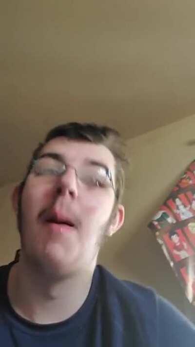 Ladies DM me for my address (so you can buy me my pizza)